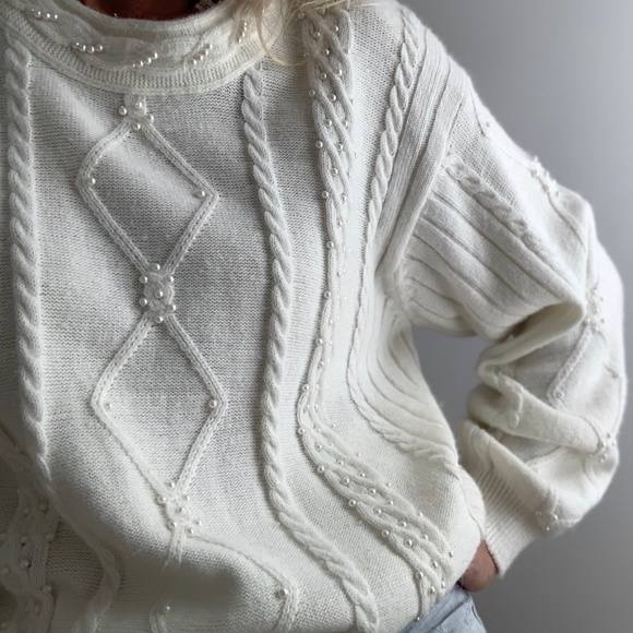 Vintage Sweaters - Vintage Cable Knit Pullover Sweater